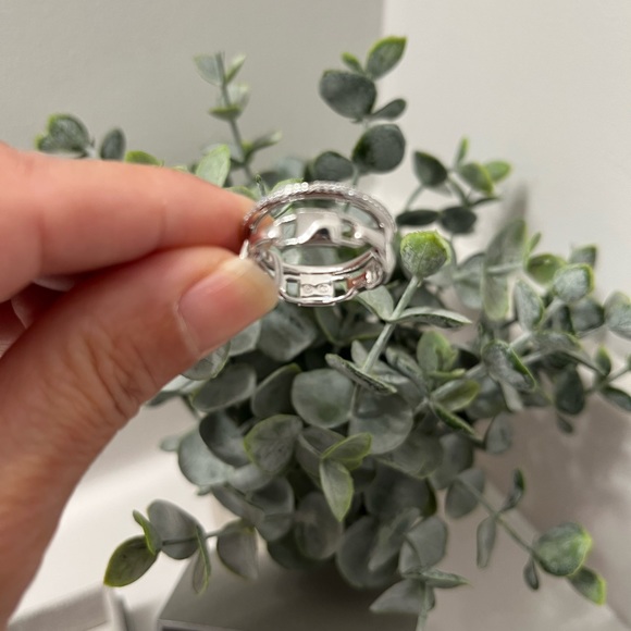 NWT Michael Kors Mercer Prestack silver tone size 8 - Picture 5 of 9